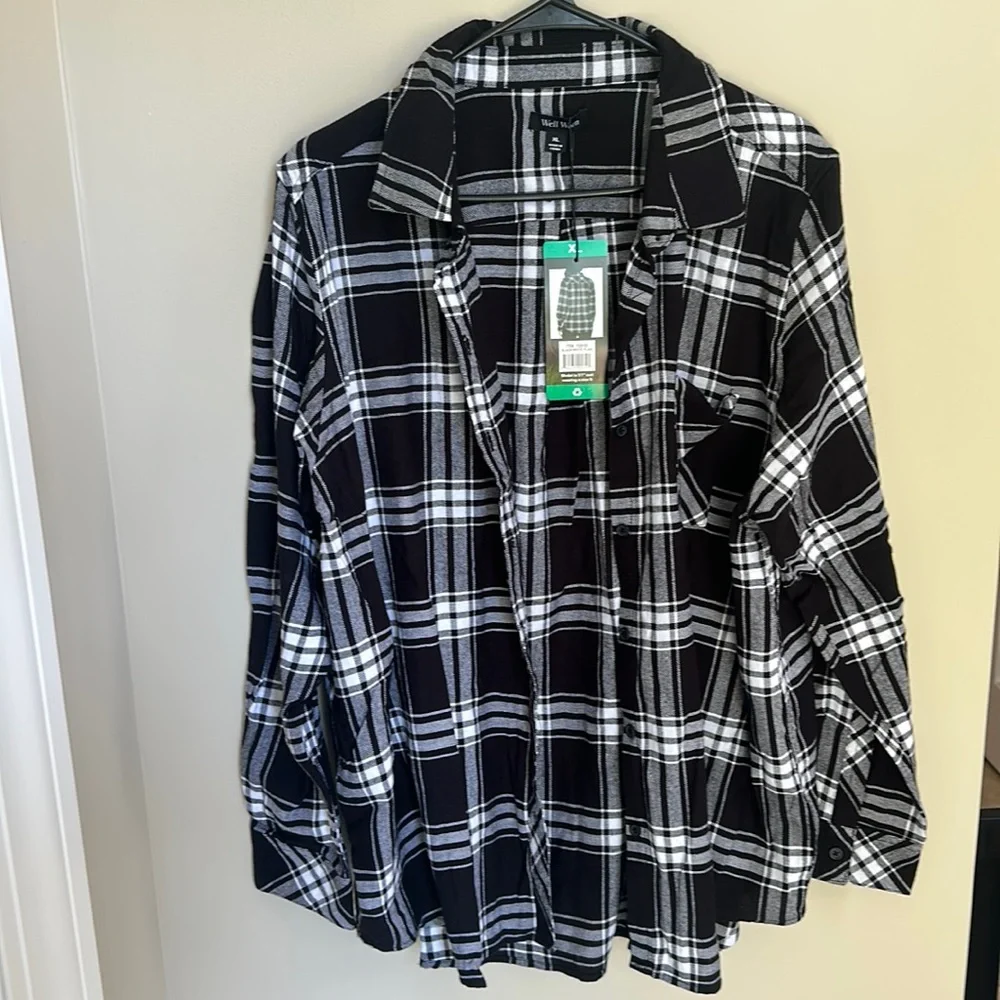 Well Worn - Picture 1 of 5